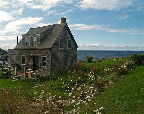 Maine Cottage | Maine cottage, Cottages by the sea, Cottage by the sea