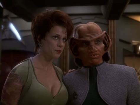 Star Trek: Deep Space Nine 5 X 26 "A Call to Arms" Chase Masterson as Leeta | Star trek, Trek ...