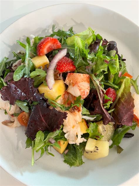 Lobster Fruits Arugula Salad - JulietKitchen.com