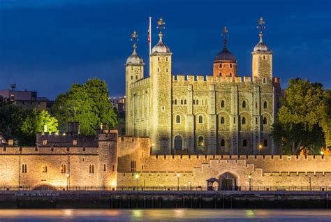 The Tower of London - Discover Britain