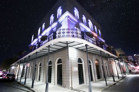 The LaLaurie Mansion Ghost Tour - US Ghost Adventures