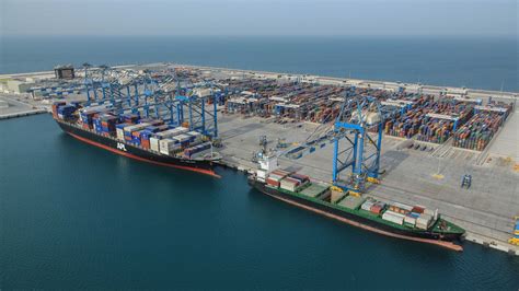 Emirati Ports Move Forward with Automation