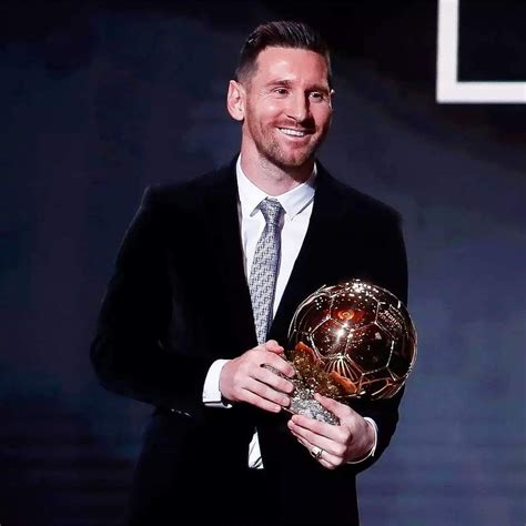 When Did Messi Win His First Ballon D'or Age - diseasedn