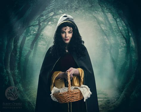 Mother Gothel Cosplay - Susan Onysko Photography