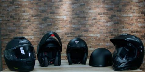 Different Types Of Motorcycle Helmets [Beginner's Guide]