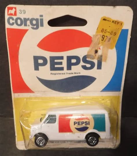 NOS VINTAGE 1978 Corgi Pepsi Delivery Van Die Cast Metal Pepsi-Cola ...