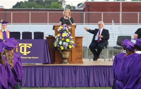 Purple reign for the graduates | Hartsville | lebanondemocrat.com