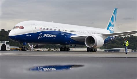 Boeing CEO: 787 Freighter Still A Strong Suitor To Succeed 767F