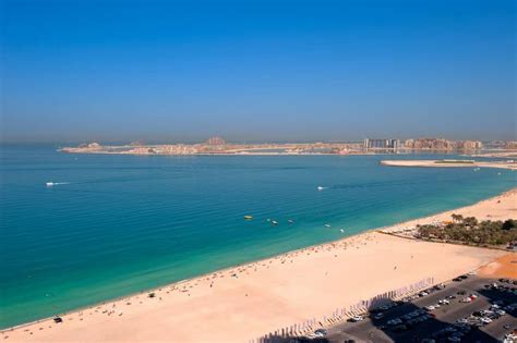 Marina Beach, Dubai | Marina beach, Dubai beach, Dubai attractions