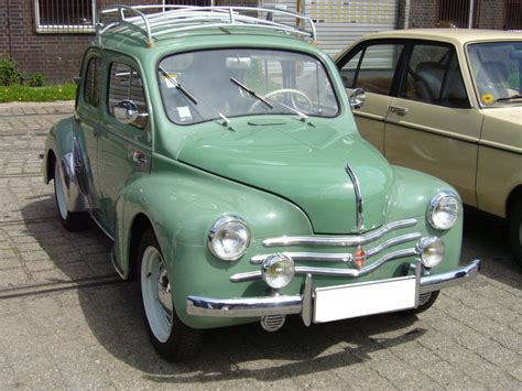 1961 Renault 4CV - Information and photos - MOMENTcar