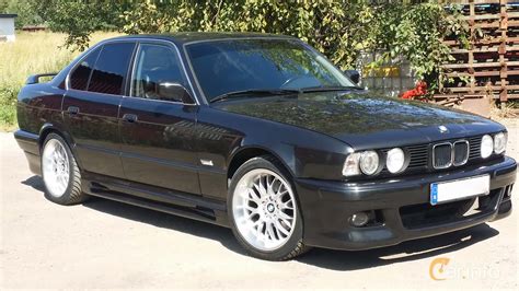 BMW 520i Sedan 129hp, 1990