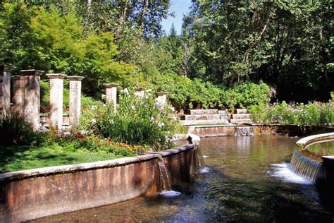 Belknap Hot Springs: How to Get There & What to Expect - Go Wander Wild