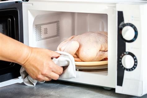 How to Defrost Meat Safely | livestrong