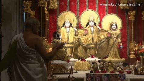 ISKCON Juhu - Mangal Aarti - YouTube