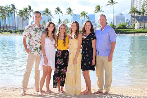 Family Photography at Hilton Hawaiian Village - Best Hawaii Photos