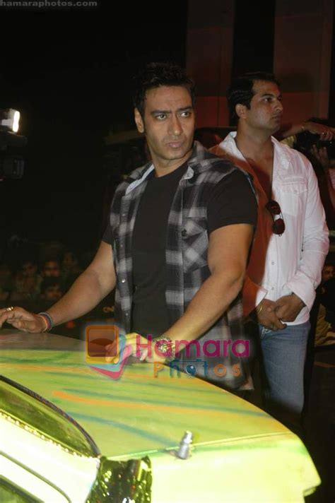 Ajay Devgan promote Golmaal 3 on the sets of ZEE's Saregama in Malad on ...