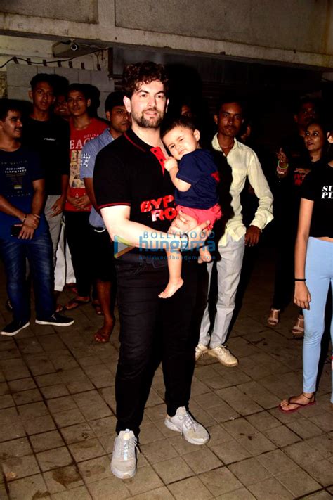 Photos: Neil Nitin Mukesh snapped with his family during Ganpati ...