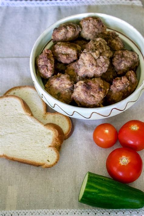 Romanian Meatballs (Chiftele) Recipe