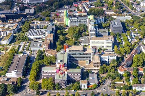 Luftaufnahme Essen - Campus- Gelände der Universität Duisburg-Essen in Essen im Bundesland ...