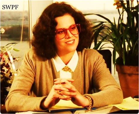 Working Girl 1988 Sigourney Weaver | Sigourney, Sigourney weaver ...