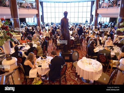 Cruise ship dining room on formal night Stock Photo - Alamy