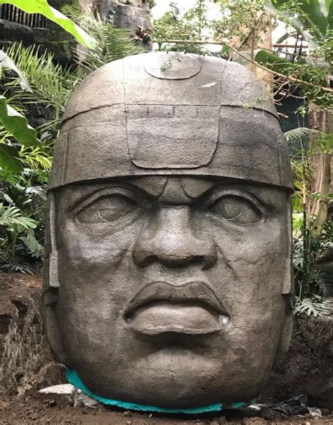 Giant Mexican Olmec head installed in Henry Doorly Zoo's jungle | Living | omaha.com