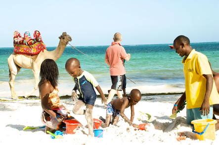 Voyager Beach Resort - Mombasa Beach Holiday (The Experience)