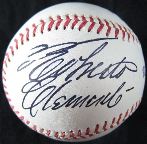 Roberto Clemente Autographed Baseball - Memorabilia Center