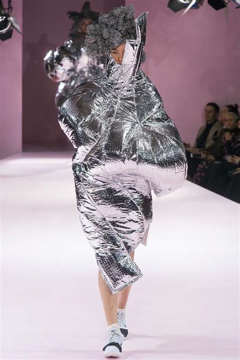 Paris Fashion Week: Back to the Future, Female Power & a New Silhouette ...