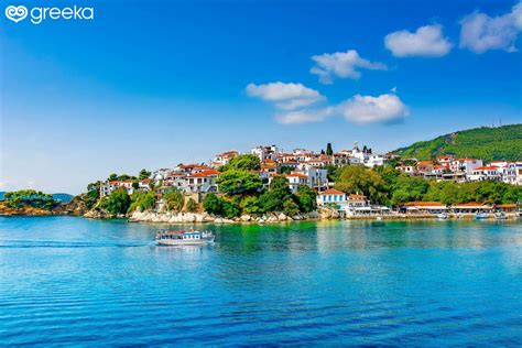 Discover 1 village in Skiathos island | Greeka