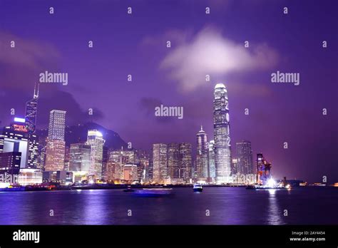 Hong Kong skyline at night Stock Photo - Alamy