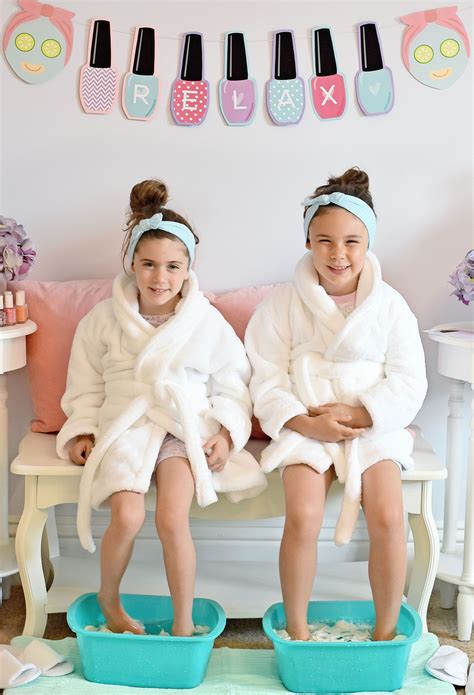 Spa Day at Home for Tweens | Girl spa party, Kids spa party, Spa birthday