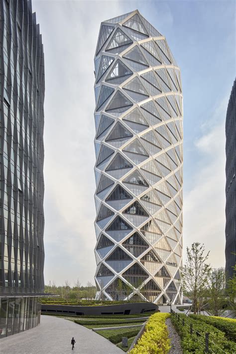 The Design of High-rise Buildings Using Diagrid Structures - Arch2O.com