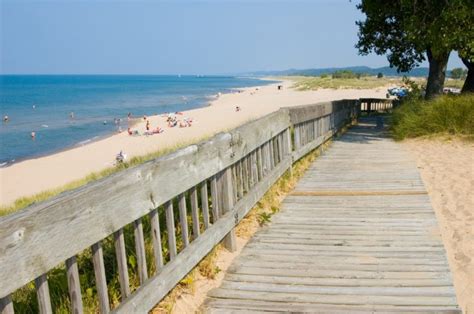 Explore the Stunning Saugatuck Dunes State Park | Select Registry