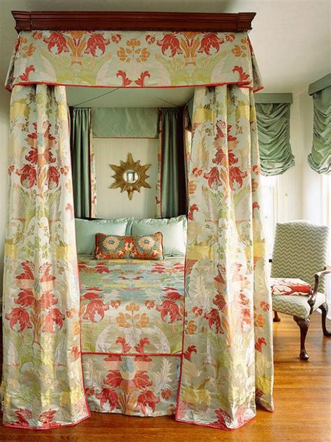 10 Designs for Small Bedrooms | HGTV