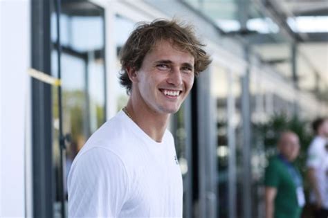 Alexander Zverev opens up about playing tennis with Type-1 diabetes in an emotional interview ...