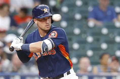 Astros' Alex Bregman works through batting issues