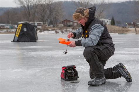 6 Best Ice Fishing Flashers Reviewed in Detail (Winter 2024)