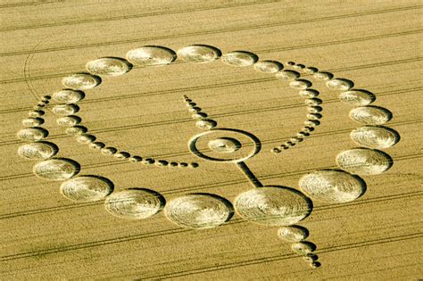 Crop Circles: Alien Signs? ~ B2JunKY