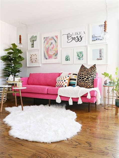 25 Ideas To Integrate A Pink Sofa Into Your Space - DigsDigs