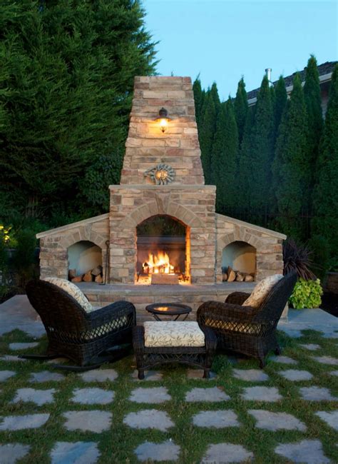 25 Outdoor Fireplace Ideas That Are Warm and Cozy