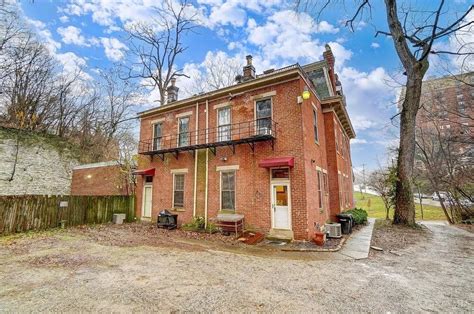 1895 Victorian house in Cincinnati, Ohio - $299k | Old Houses USA