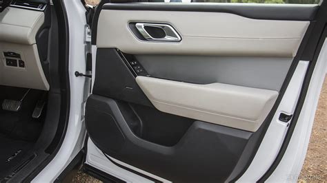 Range Rover Velar Interior Image, Range Rover Velar Photos in India ...