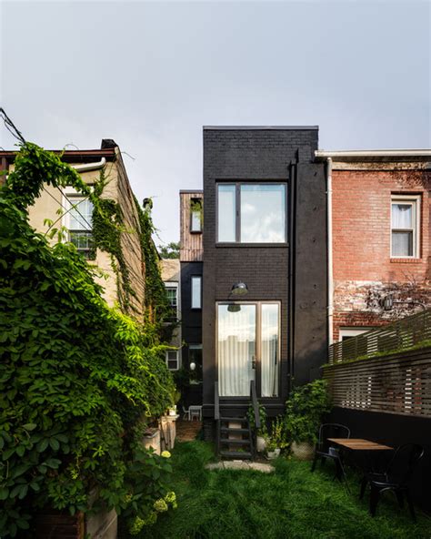 Little House. Big City / Office of Architecture | ArchDaily