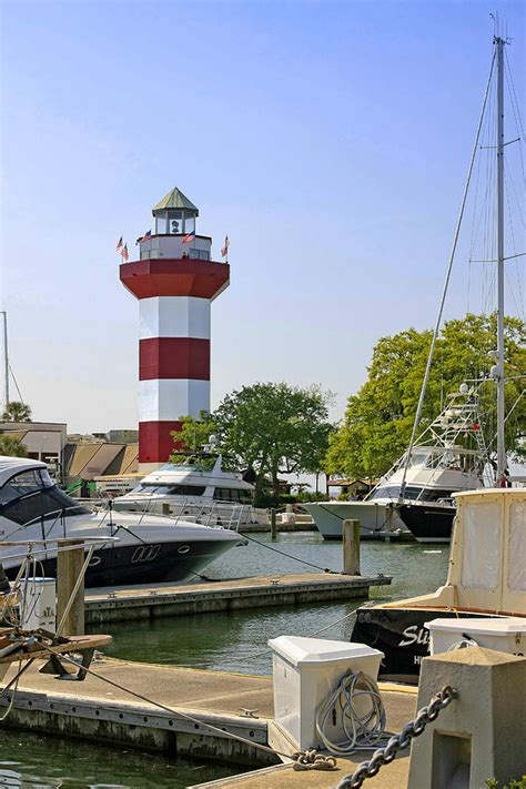 Hilton Head Lighthouse Photograph by Chris Smith - Fine Art America