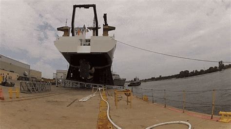 Boat Fail GIF - Find & Share on GIPHY