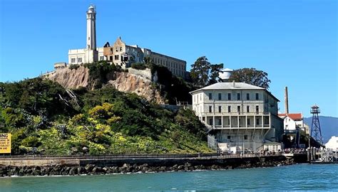 Alcatraz Island Tours - Go Wandering