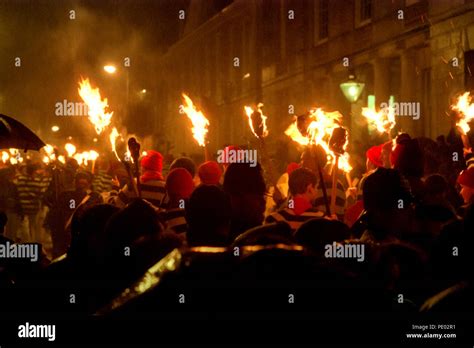 Bonfire night in Lewes Stock Photo - Alamy