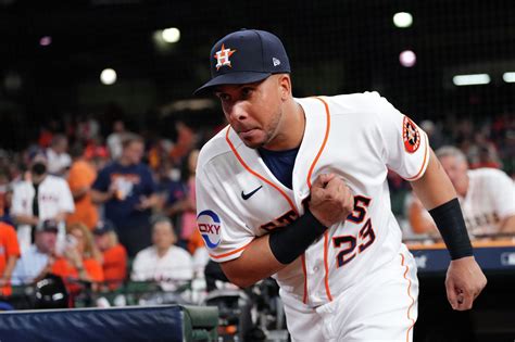 Michael Brantley talks Astros role after Opening Day pitch