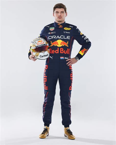 Red Bull F1, 2022 specification racing suit unveiled[F1-Gate .com ...